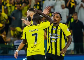 Al Ittihad leva susto, mas derrota o Al Kholood de virada pelo Saudita