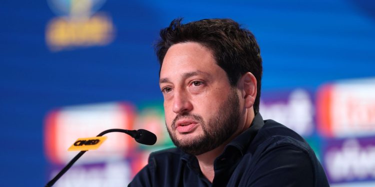 Arthur Elias destaca confiança na preparação da seleção feminina