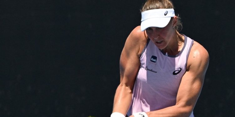 Bia Haddad desiste do WTA 500 de Abu Dhabi por causa de lesão e foca em Doha