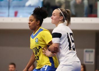 Seleção feminina de futsal atropela a Finlândia em primeiro amistoso da temporada