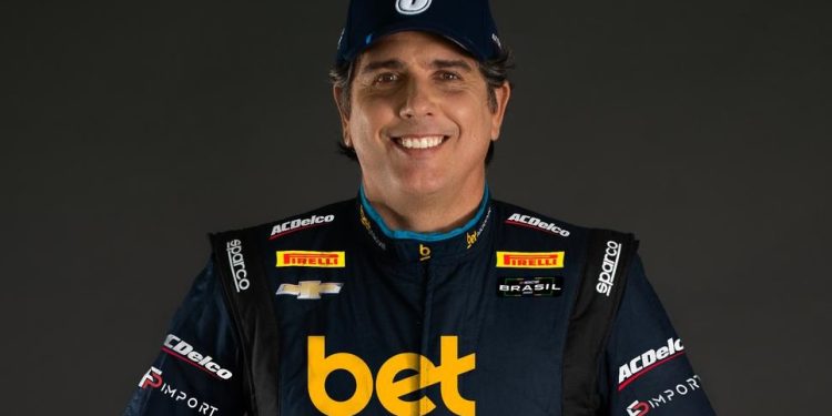 Cacá Bueno é o novo piloto da Team RC na Nascar Brasil