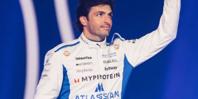 Sainz detalha adaptação à Williams e revela impressões sobre o FW47