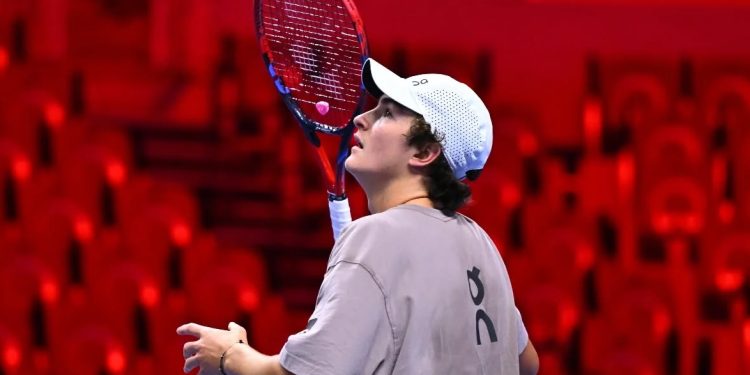 Fonseca perde uma posição no ranking; Bia Haddad sustenta colocação apesar de derrota