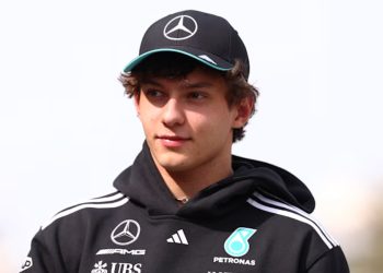 Antonelli celebra desempenho nos testes e projeta estreia na F1: “Mal posso esperar por Melbourne”