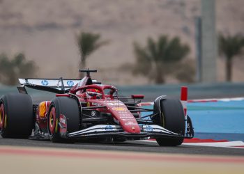 Leclerc lidera penúltima sessão de testes da F1 no Bahrein; Bortoleto é nono