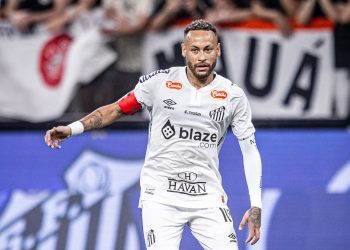 A bola no centro da discussão