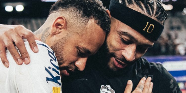 “Temos uma amizade bonita”, diz Neymar sobre Depay após derrota do Santos para o Corinthians