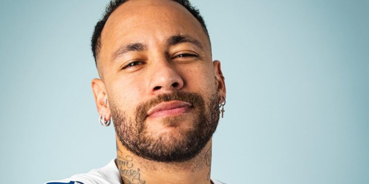 Sozinho, Neymar atrai todos os holofotes, goste você dele ou não