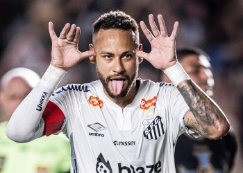 “Tudo pode acontecer”, diz Neymar sobre renovação de contrato com o Santos