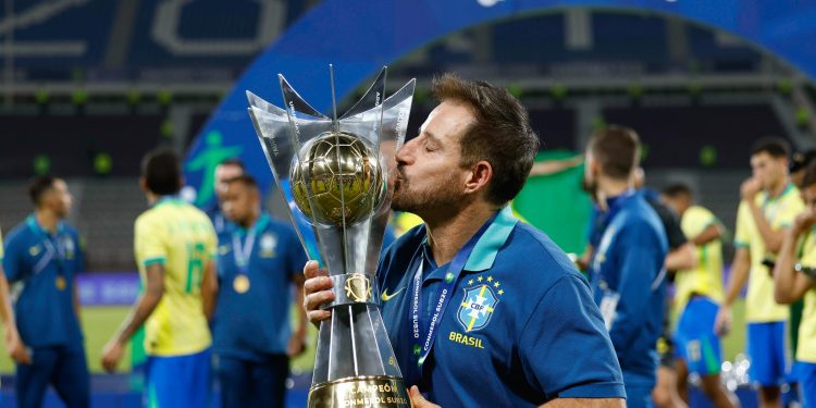 “Era o campeonato de nossas vidas”, diz Ramon após título do Sul-Americano Sub-20