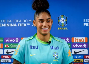 Jogadora do Lyon e da seleção, Tarciane comemora vitórias recentes na carreira