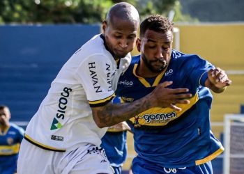 Volta Redonda vence o Sampaio Corrêa e empata em pontos com o Flamengo