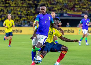 Conmebol divulga arbitragem para rodadas de março das Eliminatórias