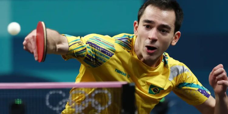 Calderano vence português em estreia no WTT Grand Smash de Singapura