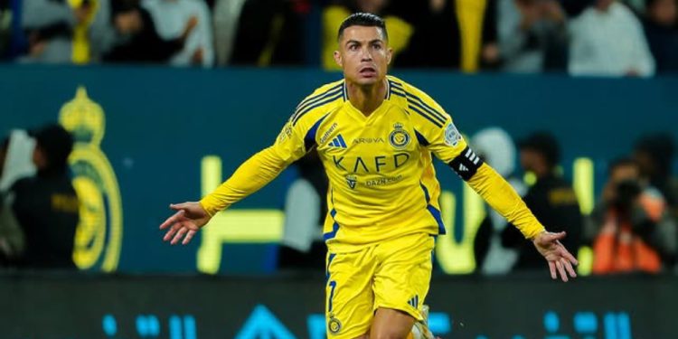 Cristiano Ronaldo marca em vitória do Al Nassr e chega a 925 gols na carreira
