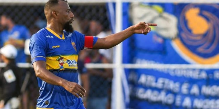 Sampaio Corrêa vence Madureira e esquenta briga por vaga nas semifinais