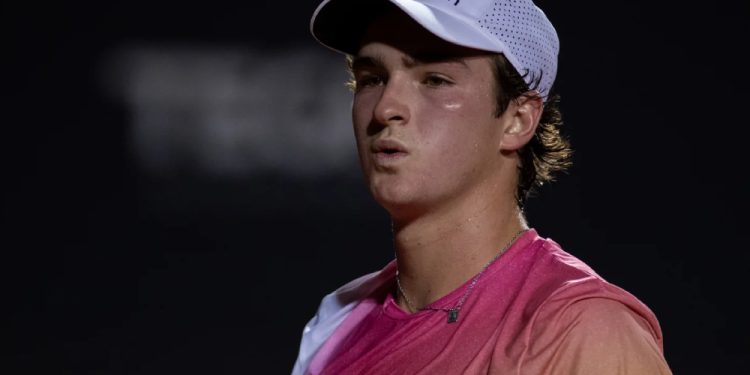 Bruno Soares diz que eliminação no Rio Open servirá de lição para João Fonseca