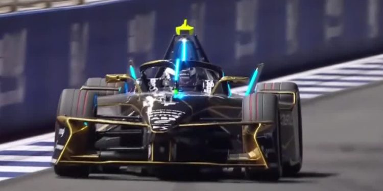 Günther supera Rowland nos metros finais e vence corrida 1 da Fórmula E em Jeddah