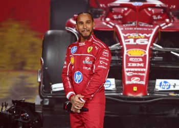 Hamilton afirma estar revigorado para estreia na Ferrari: “Cheio de vida e com muita energia”