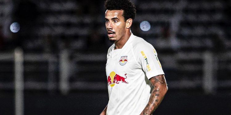 Palmeiras acerta contratação de Lucas Evangelista, do Red Bull Bragantino