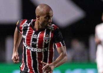 A esperteza dos jogadores no protesto contra o sintético