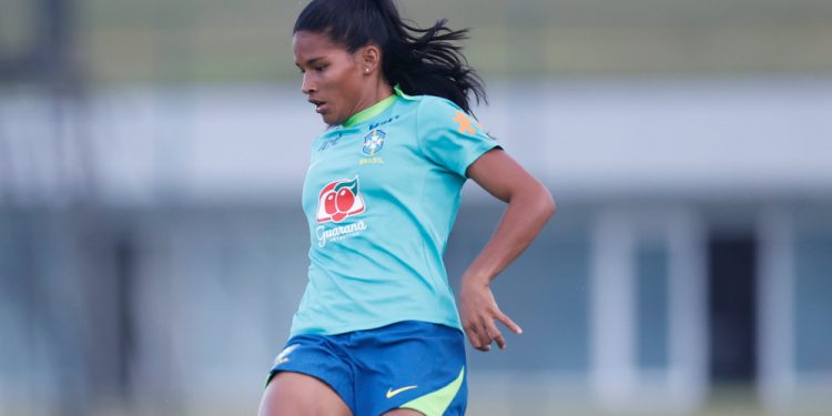 Marília quer se consolidar na seleção feminina e sonha com chance na Copa América
