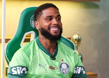 Palmeiras anuncia contratação do zagueiro Micael