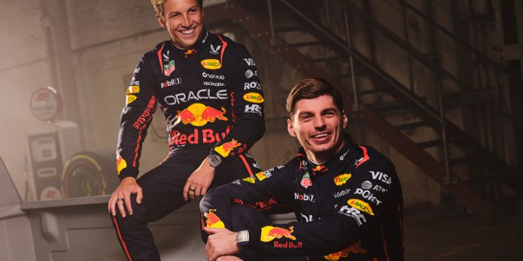 Red Bull revela novos macacões para temporada 2025 da Fórmula 1