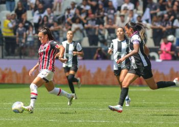 São Paulo e Corinthians decidem Supercopa Feminina neste sábado, no Morumbi
