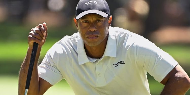 Tiger Woods rompe o tendão de Aquiles em casa e passa por cirurgia