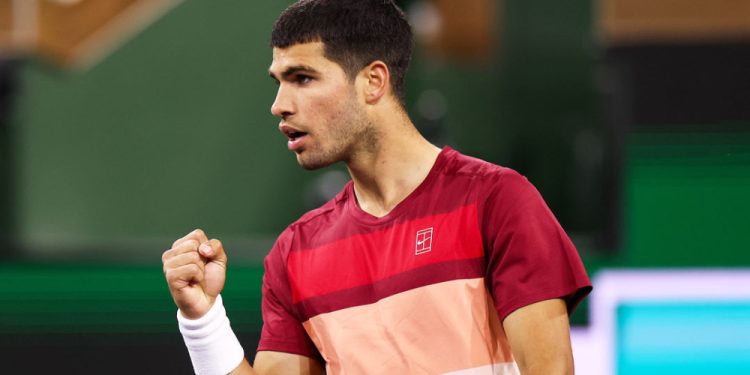 Alcaraz vence argentino e encara algoz de João Fonseca na semi em Indian Wells