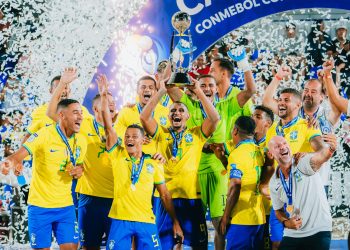 Brasil vence Paraguai e é tetracampeão da Copa América de beach soccer