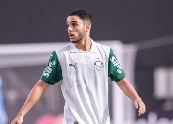 Figueiredo, do Palmeiras, passa por cirurgia no joelho pela terceira vez
