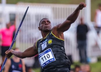 Luiz Maurício estreia na temporada com vitória e entra no top 10 do ranking mundial