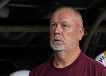 Fluminense anuncia demissão do técnico Mano Menezes