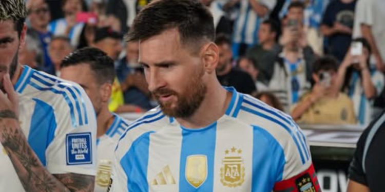 Messi sofre lesão e fica fora do duelo contra o Brasil pelas Eliminatórias
