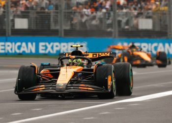 Norris resiste ao caos e vence prova de abertura da F1 na Austrália; Bortoleto abandona na estreia