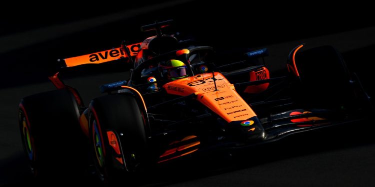 Piastri brilha na China e garante primeira pole da carreira; Bortoleto é 19º