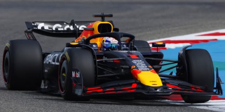 Red Bull prepara atualizações para se aproximar da McLaren