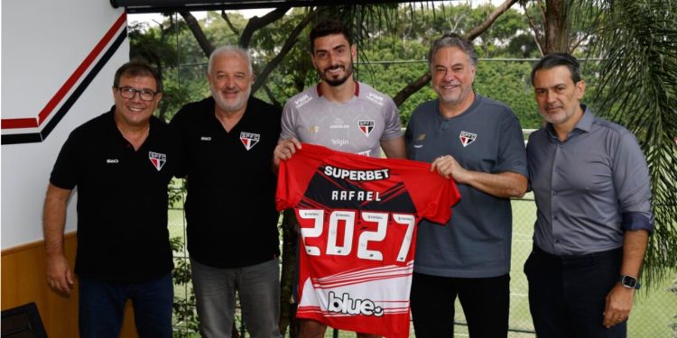 São Paulo renova contrato com Rafael até 2027
