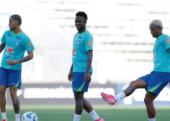 Brasil enfrenta Colômbia no Mané Garrincha para embalar nas Eliminatórias