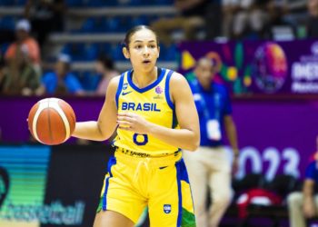 Seleção feminina de basquete é convocada para amistosos nos Estados Unidos