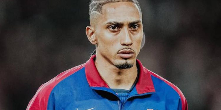 Al Hilal mira contratação de Raphinha e oferece sálario de R$ 1,1 bilhão, diz jornal