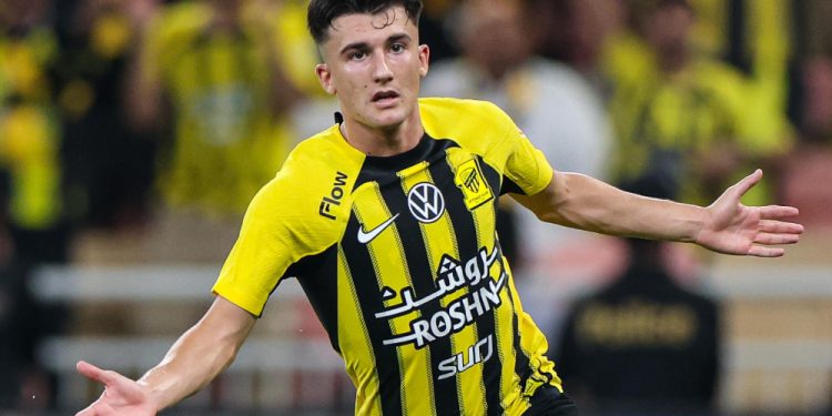 Al Ittihad bate Al Orobah e amplia vantagem na liderança da Liga Saudita; veja os gols