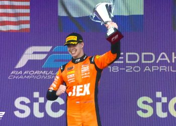 Verschoor supera frustração da sprint e vence corrida principal da Fórmula 2