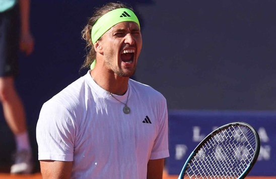Zverev põe fim a má fase com título em Munique no dia de seu aniversário
