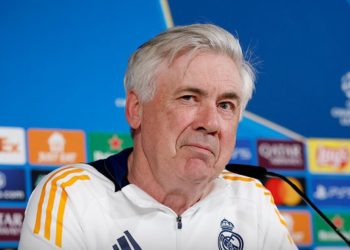 Ancelotti aposta na “magia do Bernabéu” e confia em virada sobre o Arsenal
