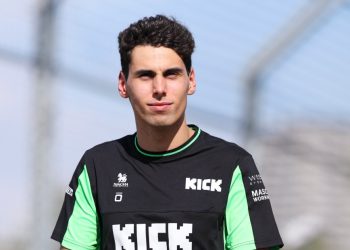 Bortoleto destaca preparação forte no simulador e admite ansiedade para Suzuka: “Circuito que sempre quis correr”