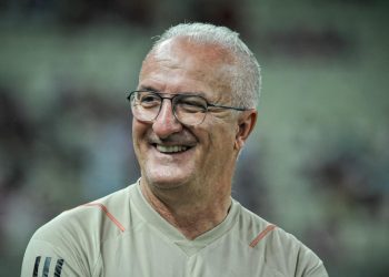 Corinthians acerta a contratação do técnico Dorival Júnior