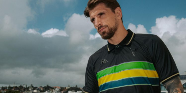Clube português lança uniforme inspirado em Ayrton Senna